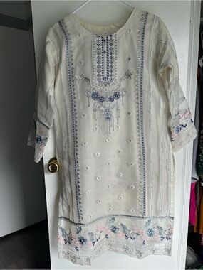 Embroidered Ivory Floral kurta with Blue & Pink Accents